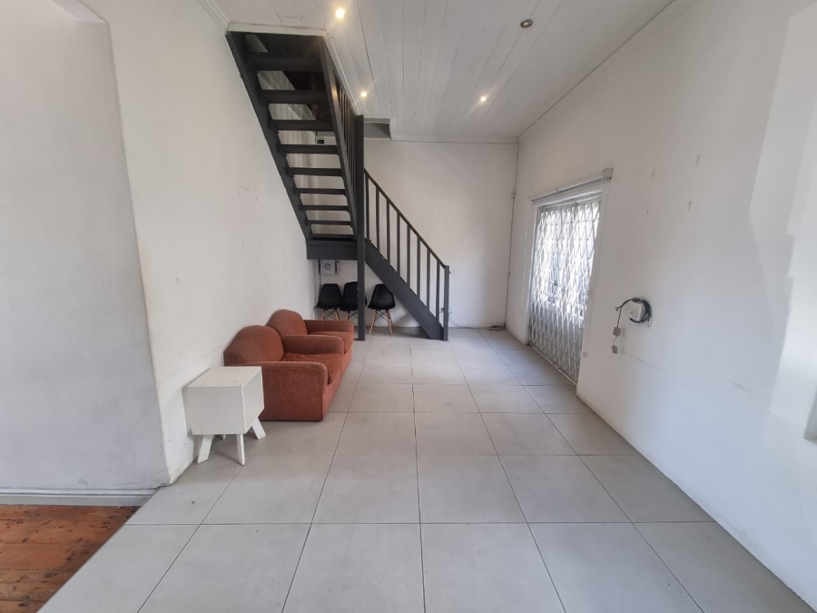 To Let 3 Bedroom Property for Rent in Woodstock Western Cape